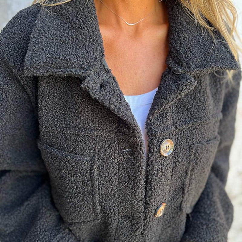 Veste boutonnée en sherpa femme