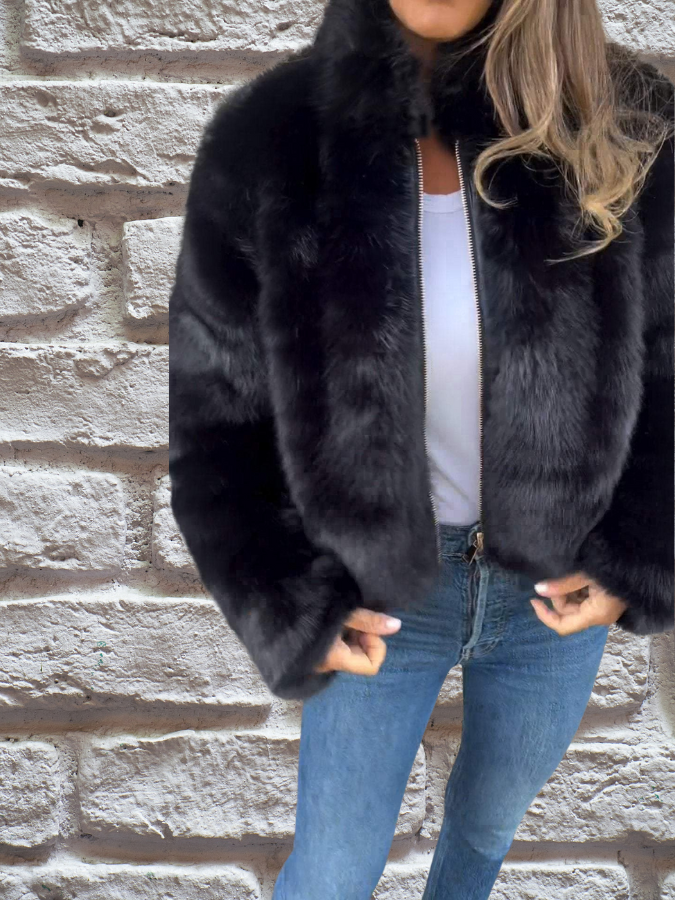 Veste courte en fausse fourrure femme