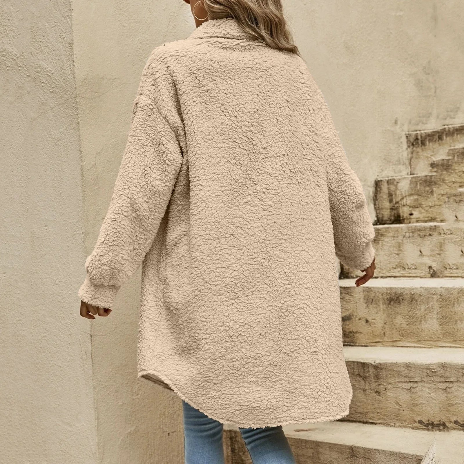 Manteau Long en Peluche avec Fermeture à Boutons Coupe Slim Femmemme
