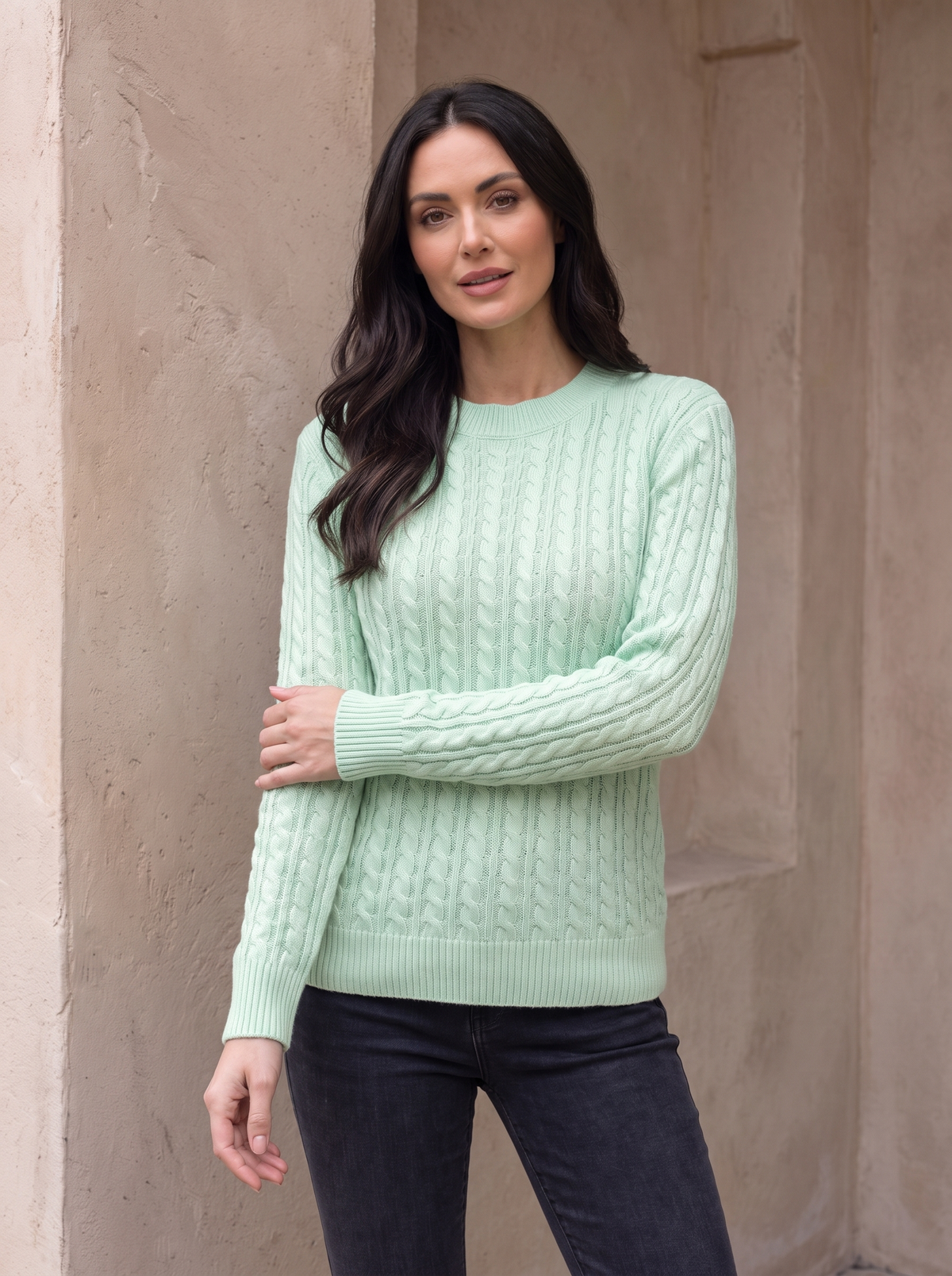 Crew neck knit jumper women