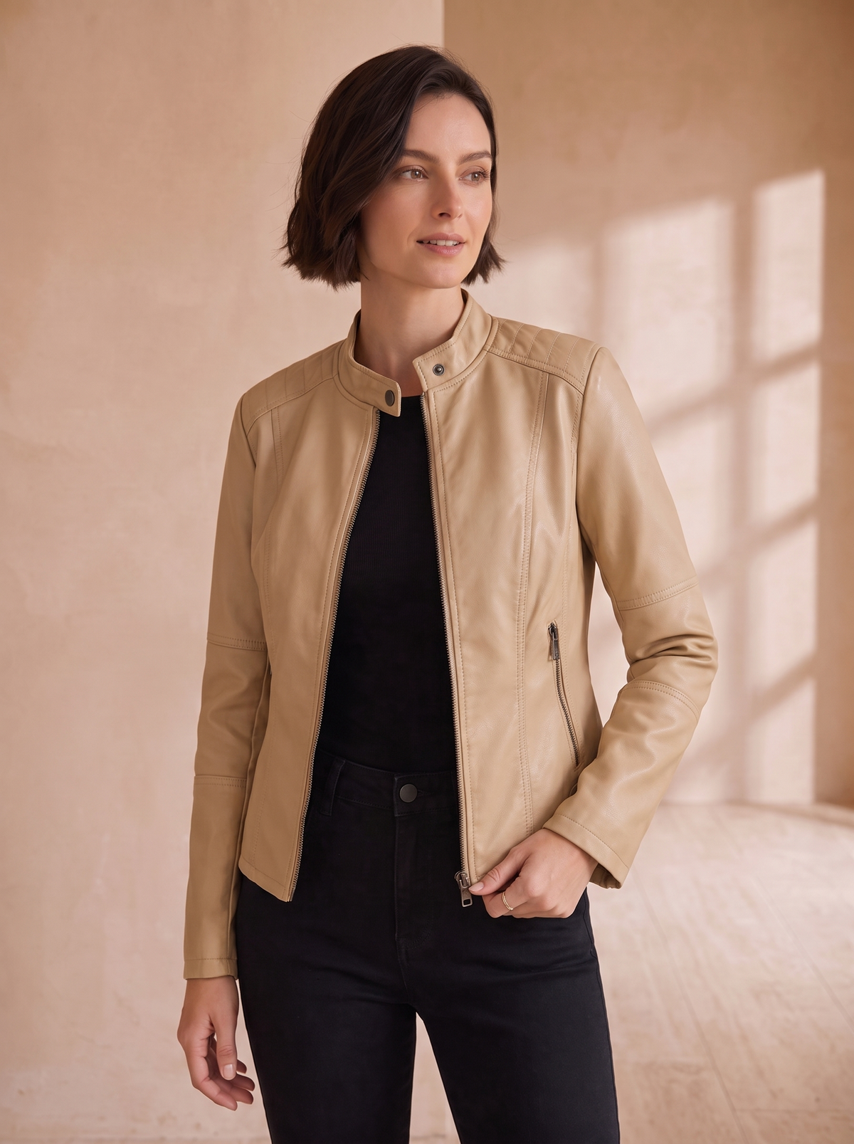 Women's faux leather jacket