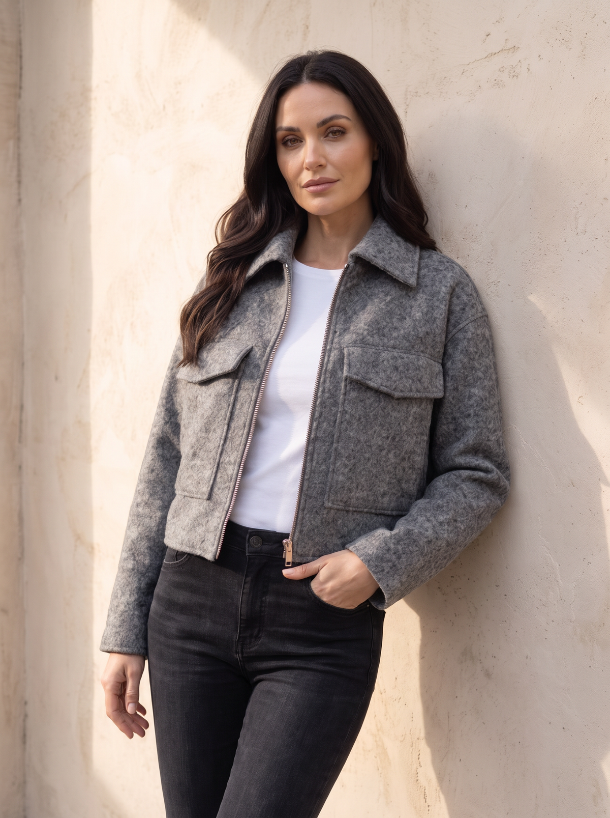 Cropped jacket for women