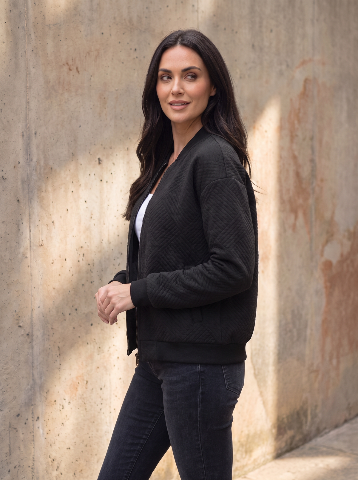 Women's textured cotton outerwear